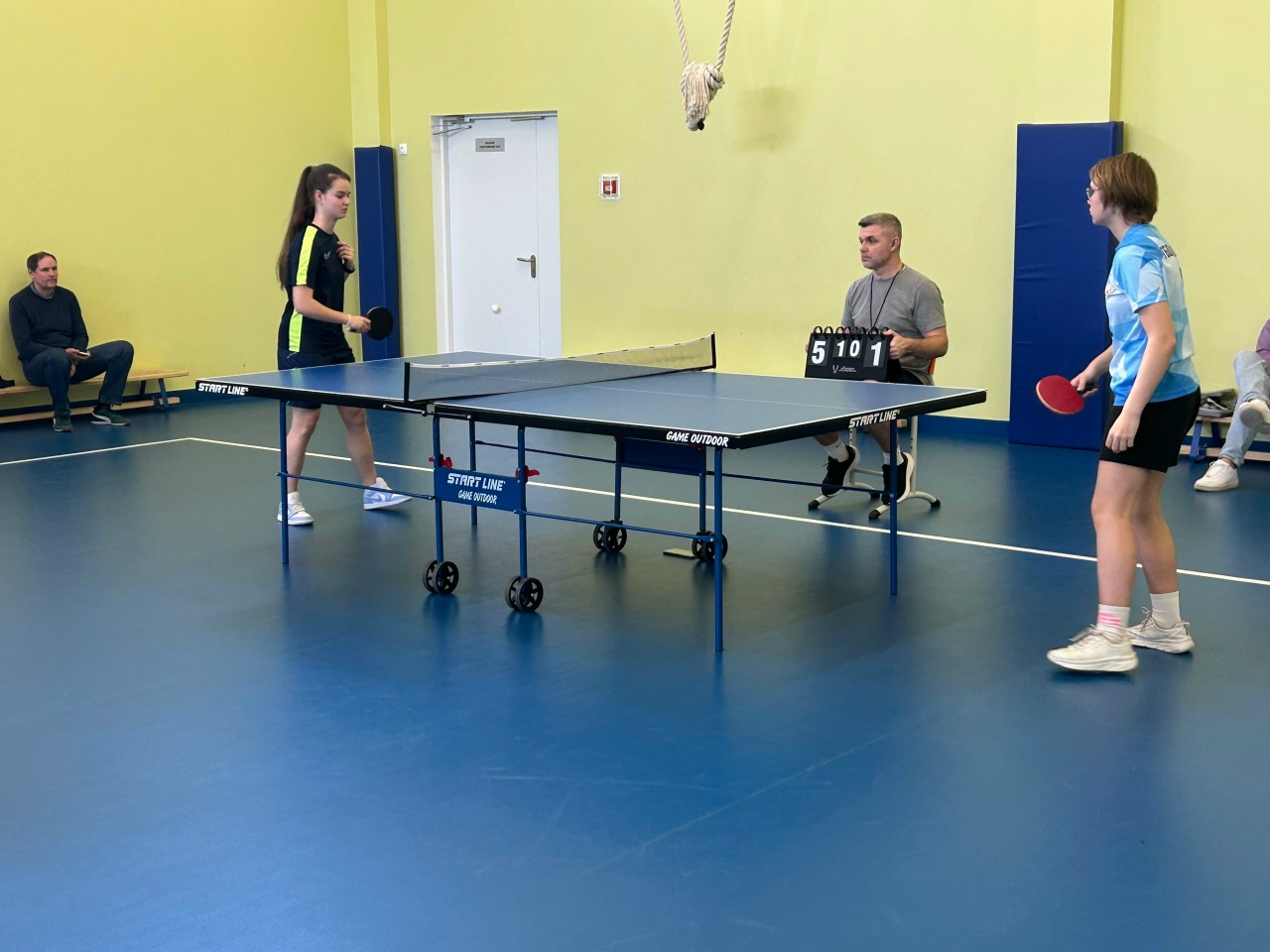 13 марта в ГБОУ № 573 Приморского района прошло районное мероприятие по настольному теннису Всероссийских спортивных игр "Президентские спортивные игры".