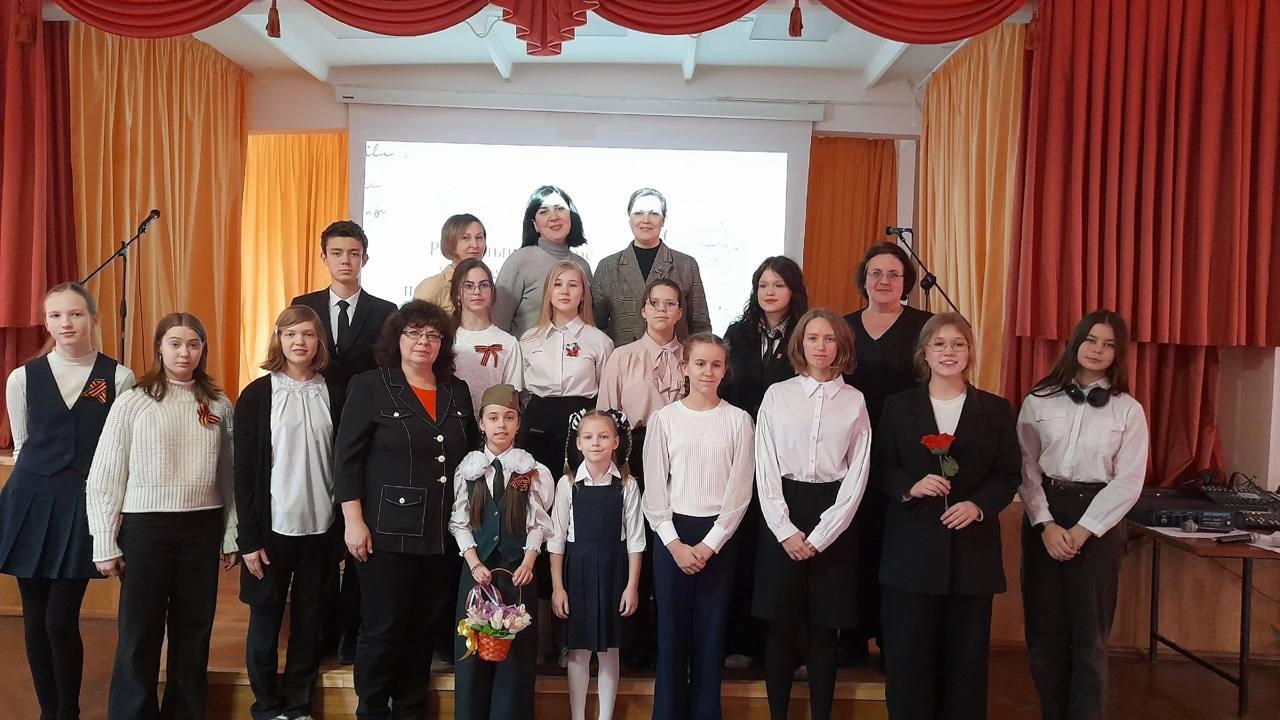 В ГБОУ школа 43 прошел районный конкурс литературных  художественных переводов «Тезаурус»