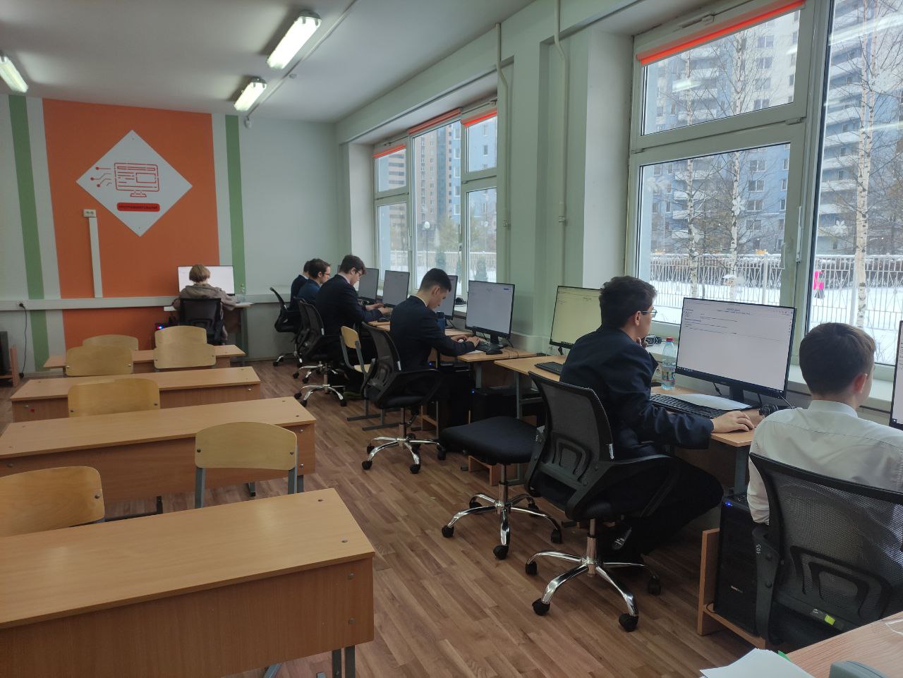 Районный этап олимпиады школьников по информатике.